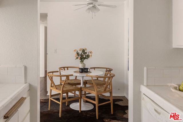 2411 Prospect Avenue 112, Hermosa Beach, CA 90254