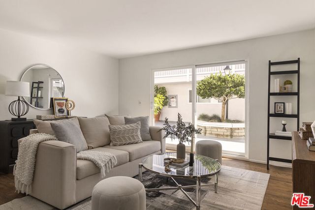 2411 Prospect Avenue 112, Hermosa Beach, CA 90254