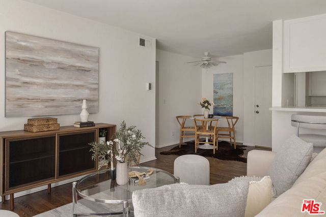 2411 Prospect Avenue 112, Hermosa Beach, CA 90254