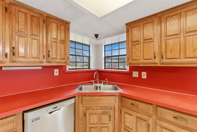 1830 Hillcroft Drive, Duncanville, TX 75137