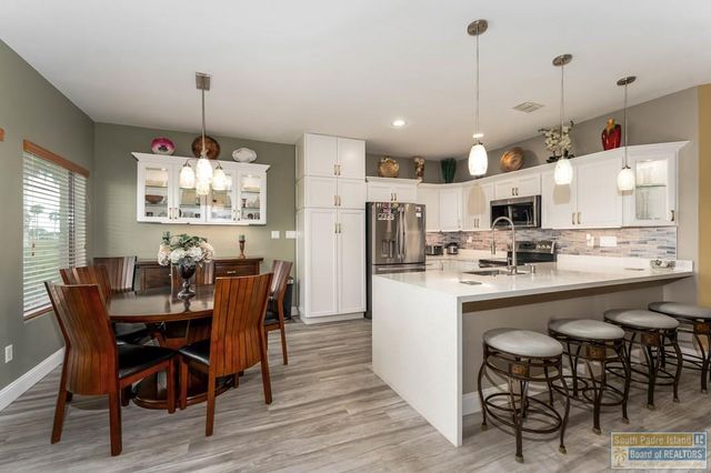 26 Torrey Pines Dr., Laguna Vista, TX 78578