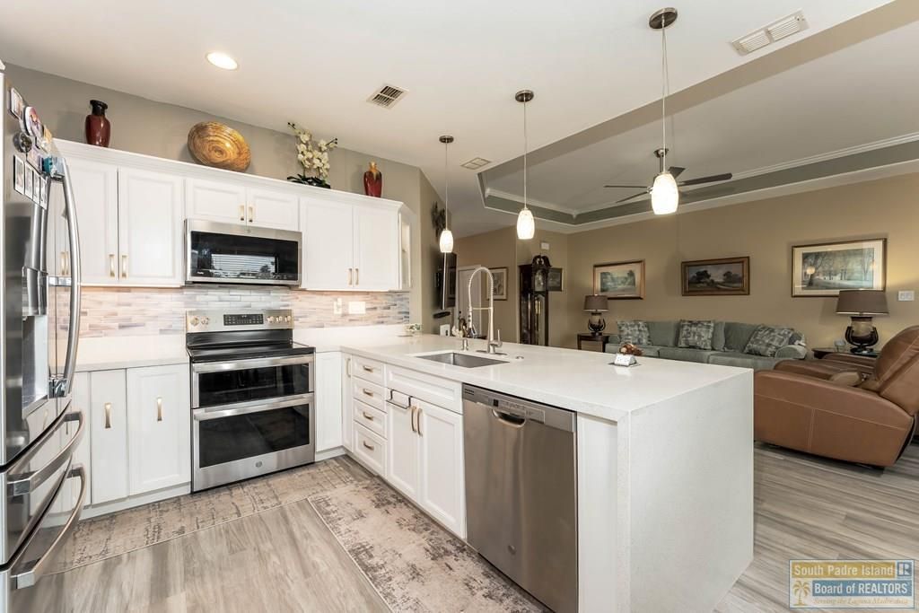 26 Torrey Pines Dr., Laguna Vista, TX 78578