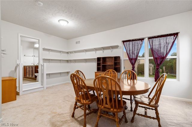 4435 Bentley Drive, Copley, OH 44321