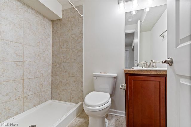 4435 Bentley Drive, Copley, OH 44321