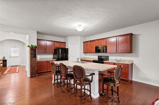 4435 Bentley Drive, Copley, OH 44321