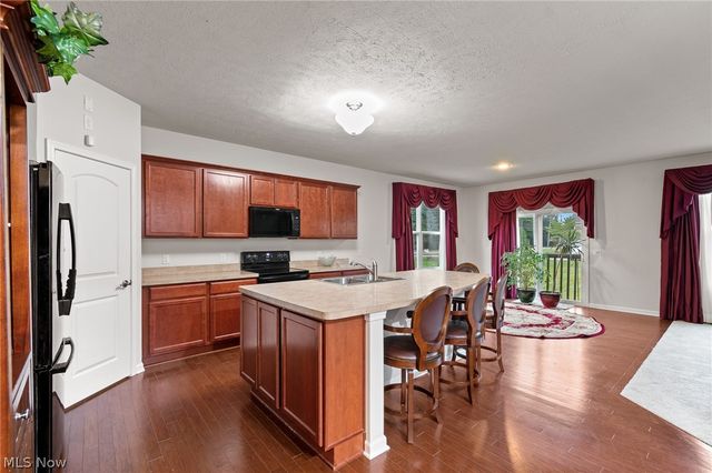 4435 Bentley Drive, Copley, OH 44321