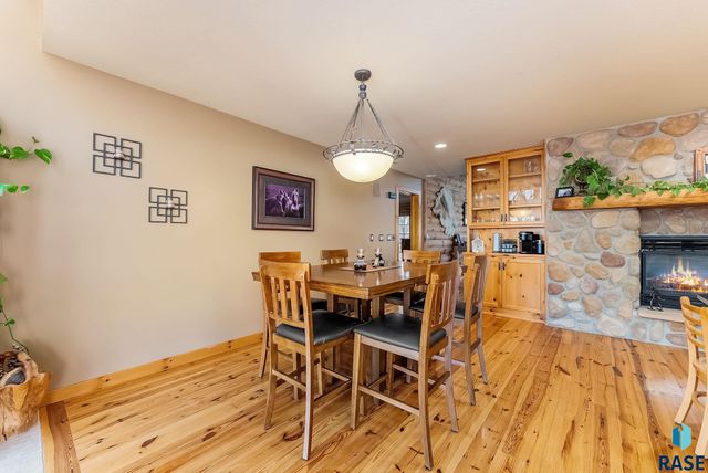 27106 Eagle Ridge Pl Place, Harrisburg, SD 57032