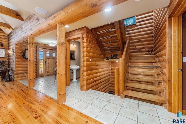 27106 Eagle Ridge Pl Place, Harrisburg, SD 57032