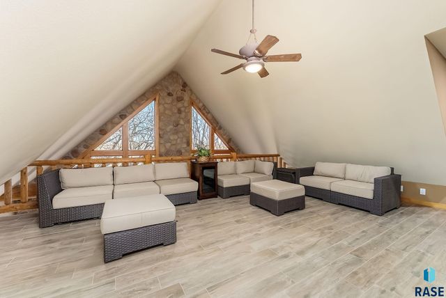 27106 Eagle Ridge Pl Place, Harrisburg, SD 57032