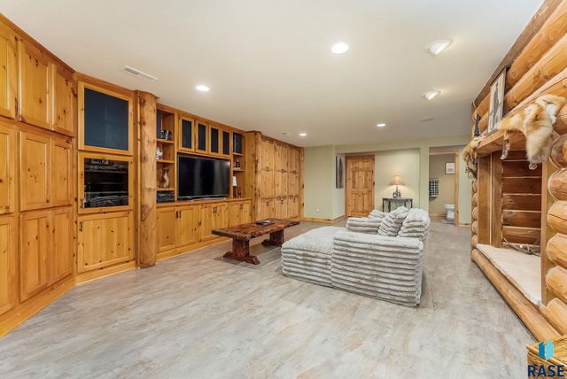 27106 Eagle Ridge Pl Place, Harrisburg, SD 57032