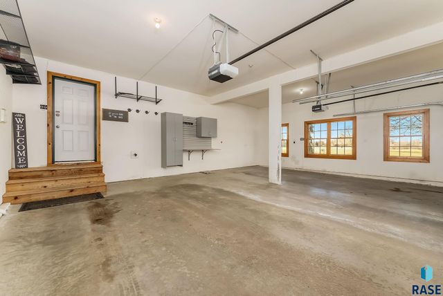 27106 Eagle Ridge Pl Place, Harrisburg, SD 57032