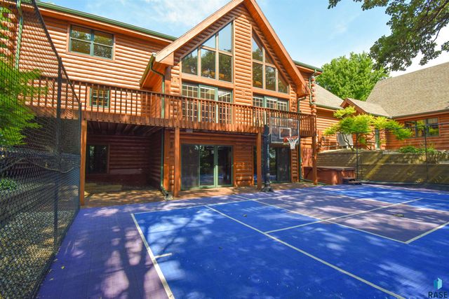 27106 Eagle Ridge Pl Place, Harrisburg, SD 57032