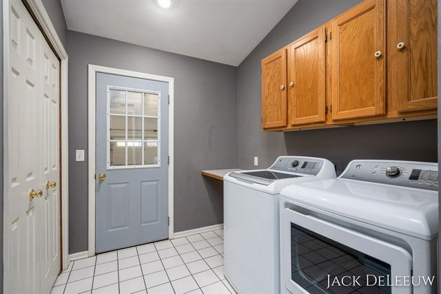 6696 Highmeadow Drive, Byron Center, MI 49315