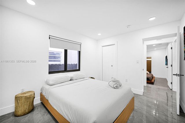 112 NW 53rd St, Miami, FL 33127