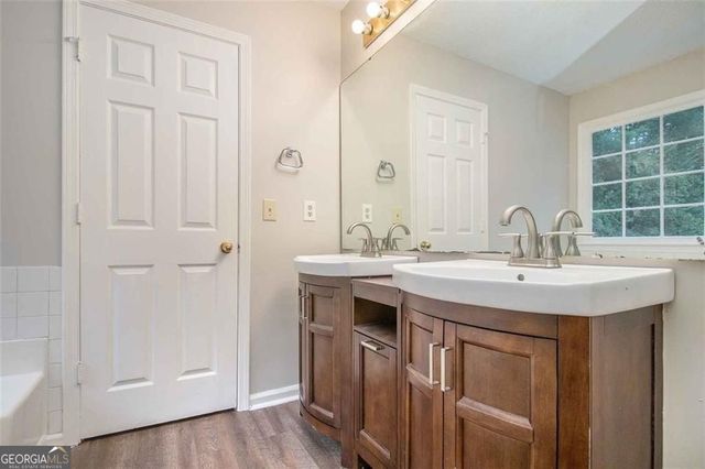 1560 Red Briar Way, Jonesboro, GA 30236