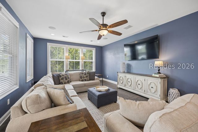 12 Hammock Oaks Cir, Hilton Head Island, SC 29926