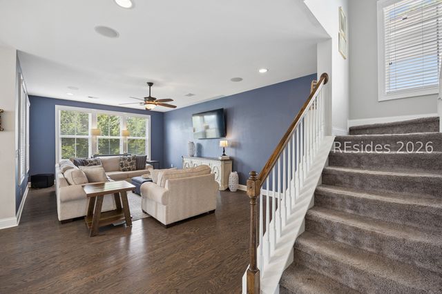 12 Hammock Oaks Cir, Hilton Head Island, SC 29926