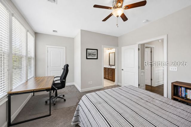 12 Hammock Oaks Cir, Hilton Head Island, SC 29926