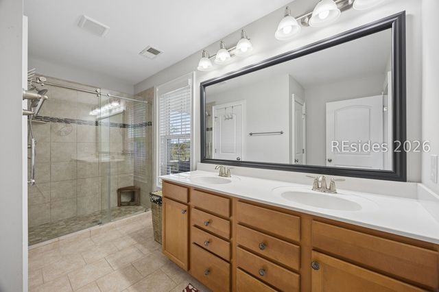 12 Hammock Oaks Cir, Hilton Head Island, SC 29926