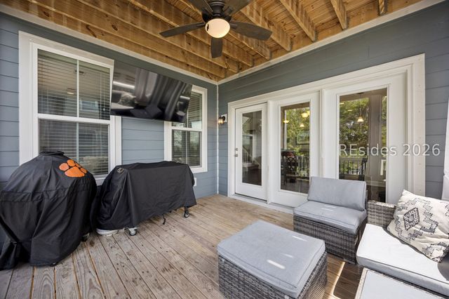 12 Hammock Oaks Cir, Hilton Head Island, SC 29926
