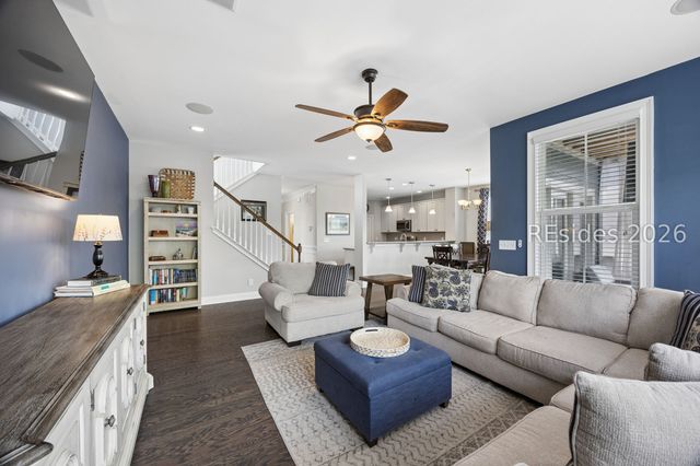 12 Hammock Oaks Cir, Hilton Head Island, SC 29926