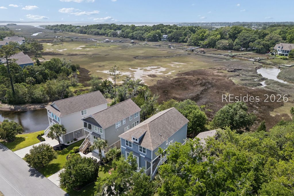 12 Hammock Oaks Cir, Hilton Head Island, SC 29926