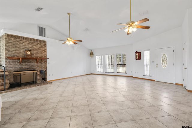 757 CR 2810, Mineola, TX 75773