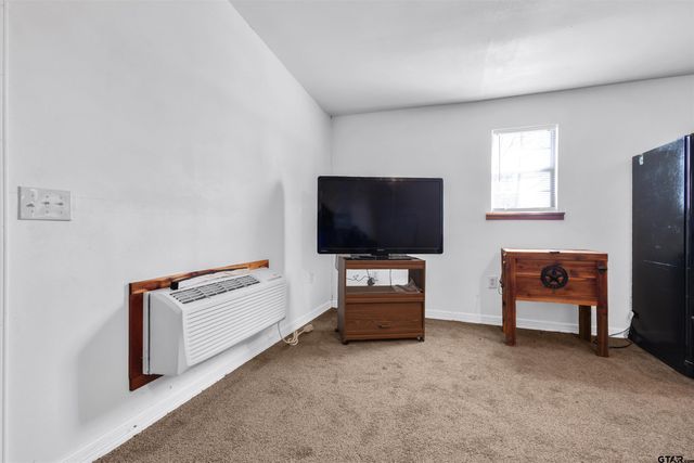 757 CR 2810, Mineola, TX 75773