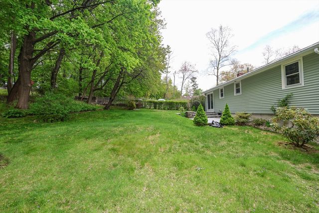 293 Jackson St, Methuen, MA 01844