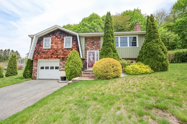 293 Jackson St, Methuen, MA 01844