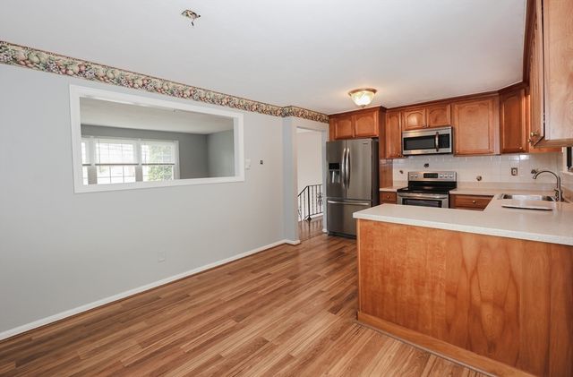 293 Jackson St, Methuen, MA 01844