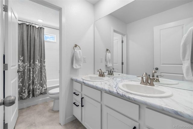 39345 Hart Circle, Elizabeth, CO 80107