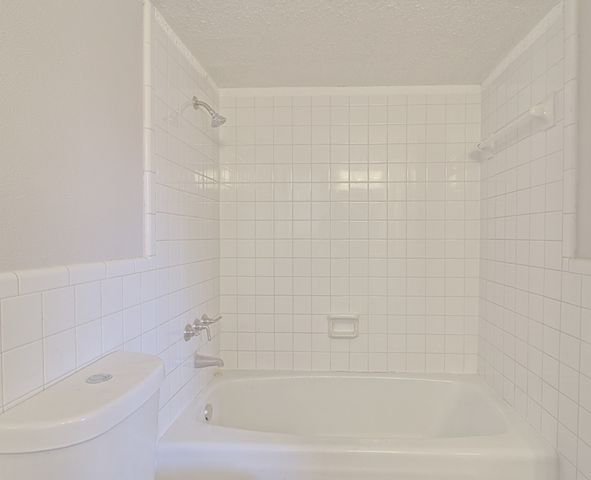 6906 Kiva Lane, Dallas, TX 75227