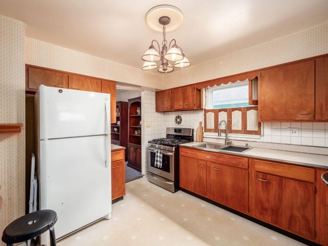 2164 Fenton Street, Columbus, OH 43224