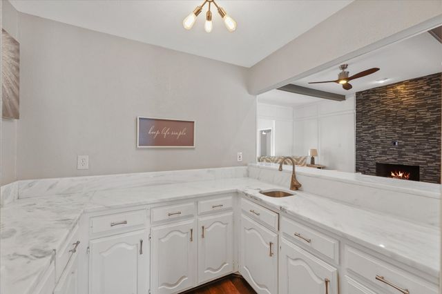 6620 Robin Willow Court, Dallas, TX 75248