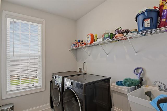 2138 Spring Wind Road, Pfafftown, NC 27040