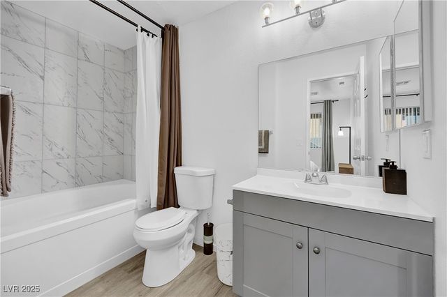 3151 Soaring Gulls Drive 1103, Las Vegas, NV 89128