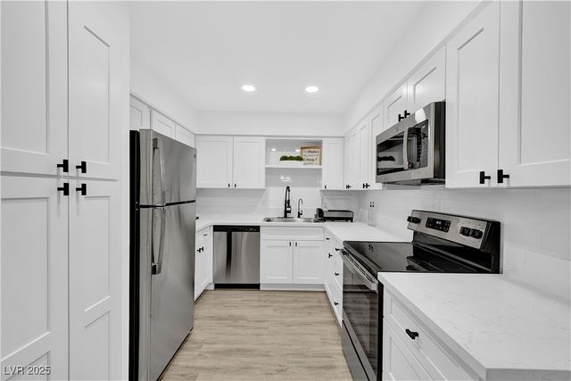 3151 Soaring Gulls Drive 1103, Las Vegas, NV 89128