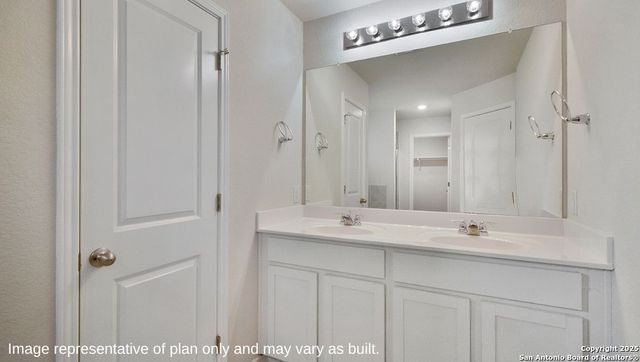 12715 El Arrayan, Converse, TX 78109