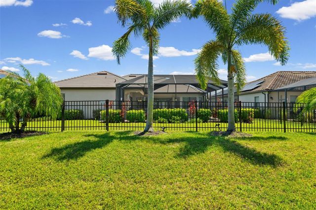 17053 POLO TRAIL, Lakewood Ranch, FL 34211