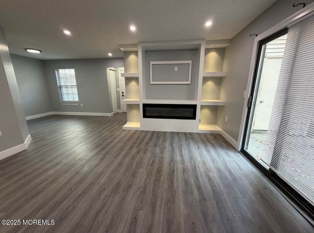 108 Violet Lane, Jackson, NJ 08527