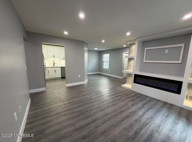 108 Violet Lane, Jackson, NJ 08527