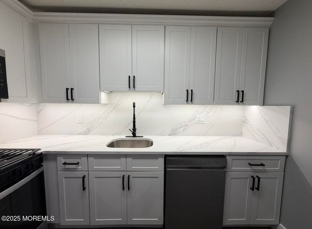 108 Violet Lane, Jackson, NJ 08527