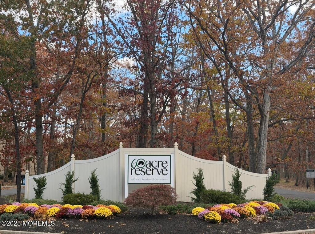 108 Violet Lane, Jackson, NJ 08527