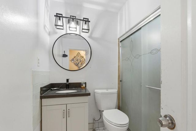 879 W San Carlos Street, San Jose, CA 95126