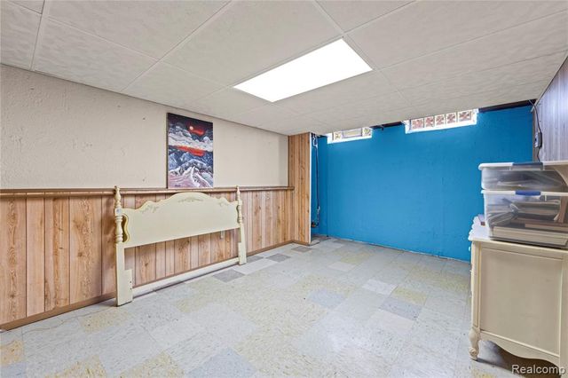 24664 Orchard Street, Taylor, MI 48180