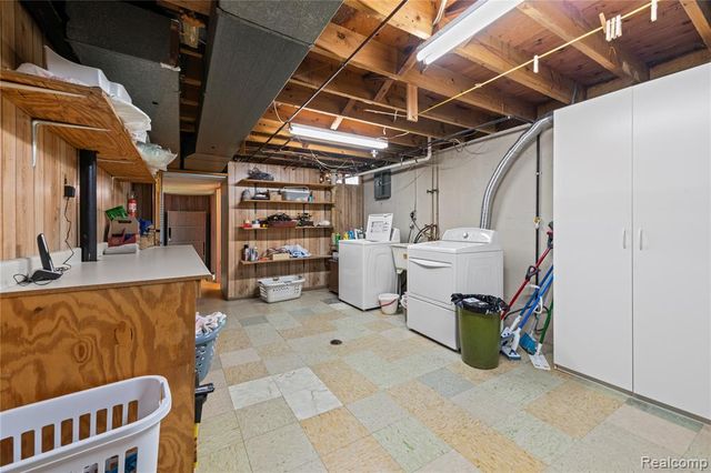 24664 Orchard Street, Taylor, MI 48180