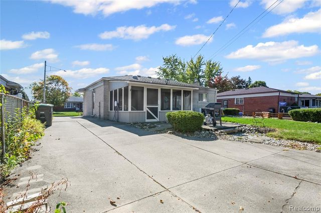 24664 Orchard Street, Taylor, MI 48180