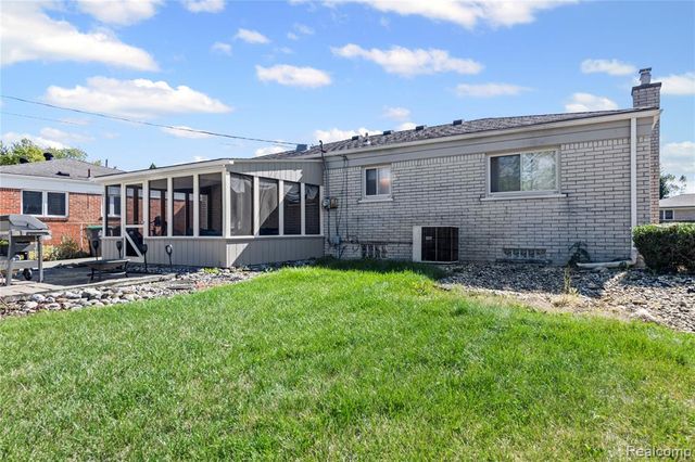 24664 Orchard Street, Taylor, MI 48180