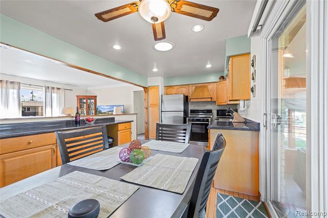 24664 Orchard Street, Taylor, MI 48180